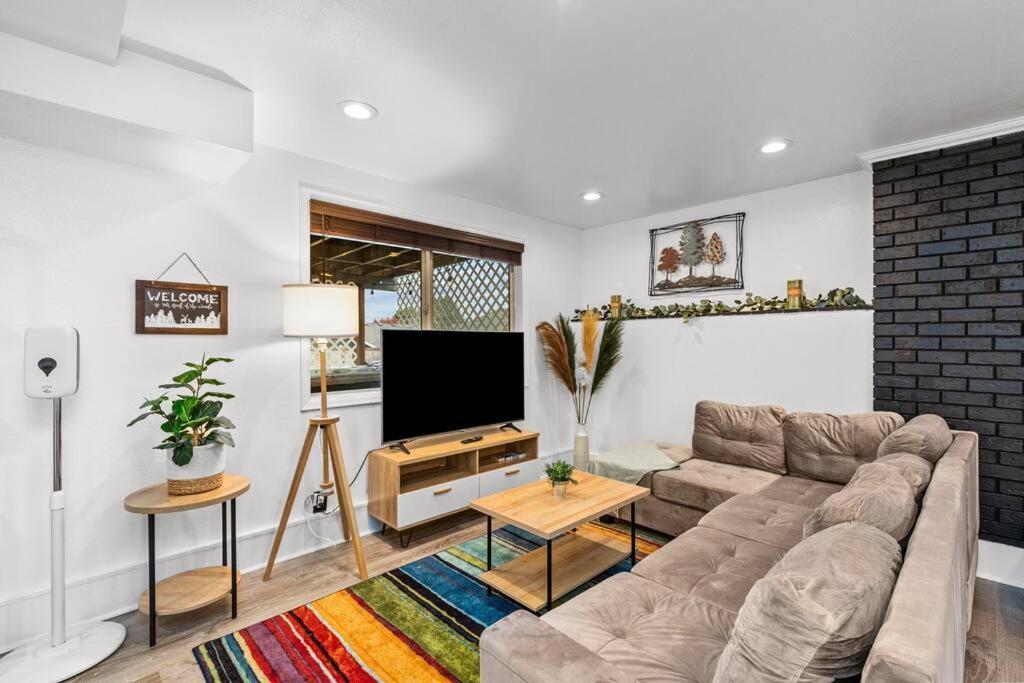 Pacific Nw Gem W/Hot-Tub 15 Minutes Airport. Apartment Auburn Exterior photo